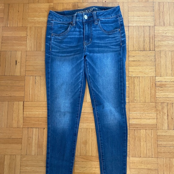 American Eagle Jeans size 2 - Picture 2 of 4